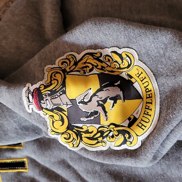 Harry Potter Sweater - Picture 3 of 6